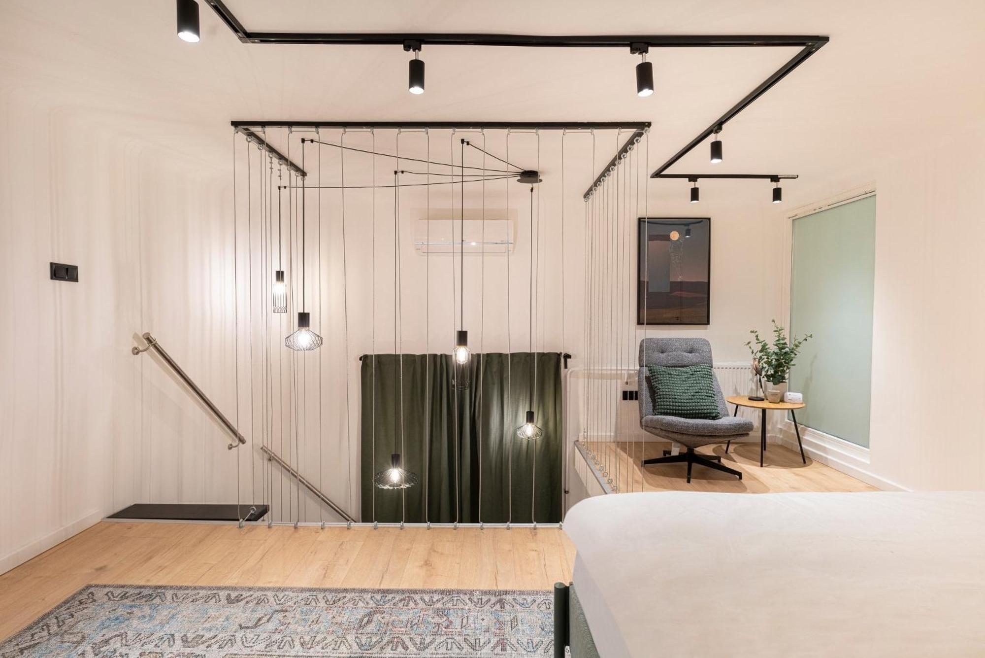 Opera 18 Apartment บูดาเปสต์ ภายนอก รูปภาพ