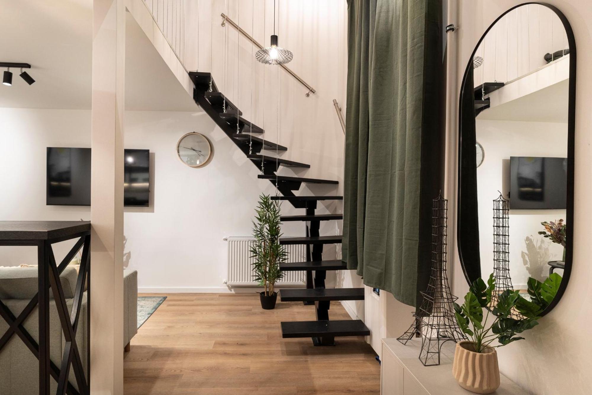 Opera 18 Apartment บูดาเปสต์ ภายนอก รูปภาพ